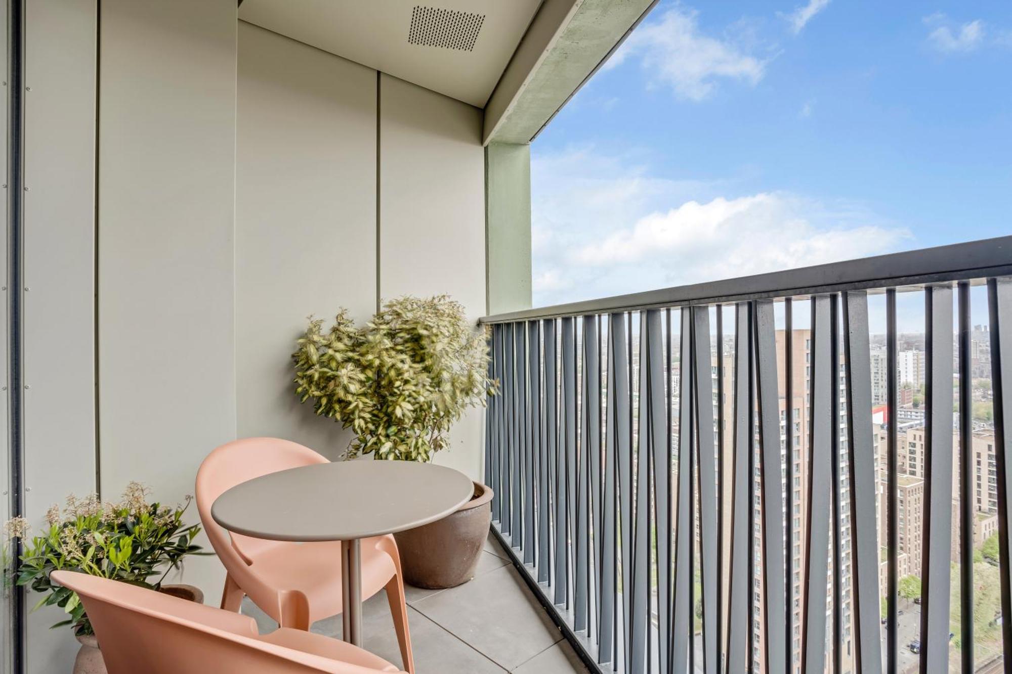 Riverstone Heights * Londen
